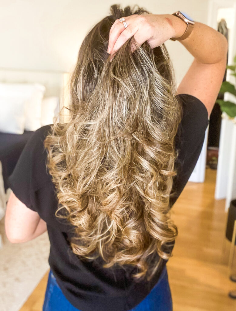 5 minute blowout hairstyle-  back of curled hair